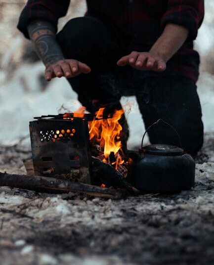5 Essential Survival Techniques for Extreme Weather Conditions