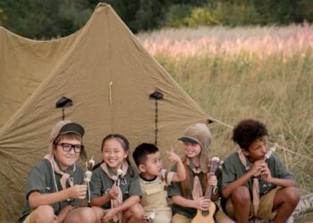 Ultimate Guide to Packing Your Bug Out Bag: Top 10 Essentials